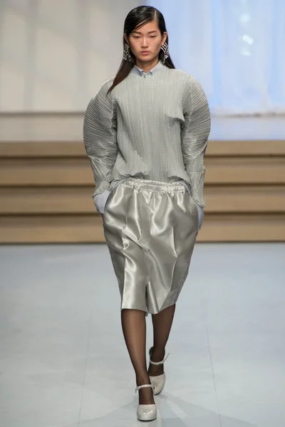 Look 42